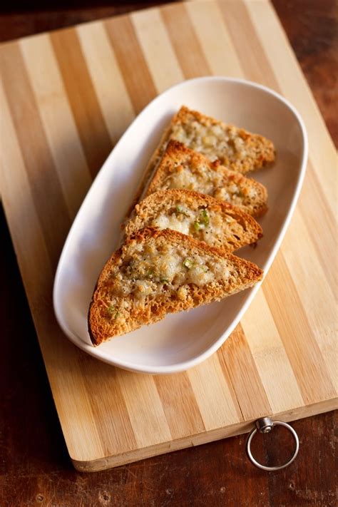 chilli-cheese-toast-dassanas-veg image
