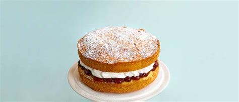 victoria-sponge-cake-recipe-olivemagazine image