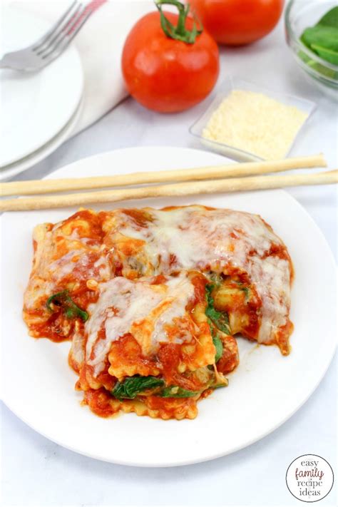baked-ravioli-with-spinach-easy-weeknight-dinner-idea image