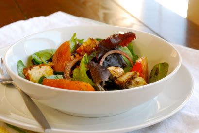 simple-salad-with-balsamic-vinaigrette-tasty-kitchen image