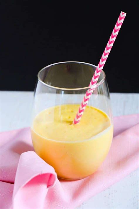 vanilla-mango-smoothie image