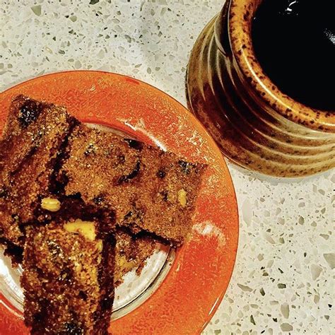 best-molasses-fruit-bars-recipe-how-to-make-hermit image