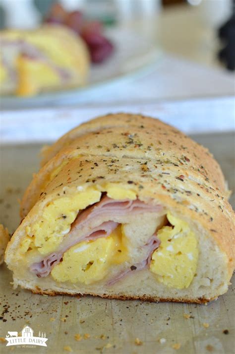 ham-egg-and-cheese-breakfast-rolls-pitchfork-foodie image