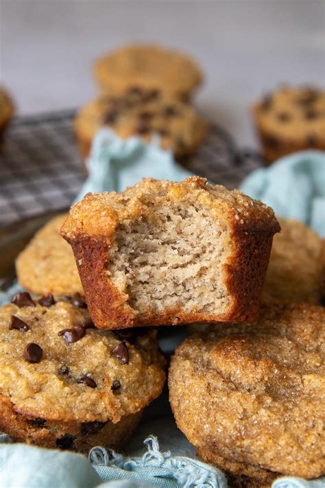 easy-25-minute-almond-flour-banana-muffins-extra image