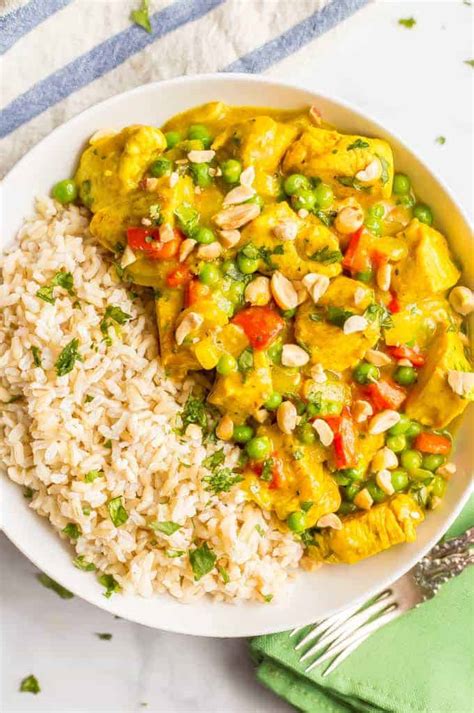 20-minute-coconut-chicken-curry-family-food-on-the image