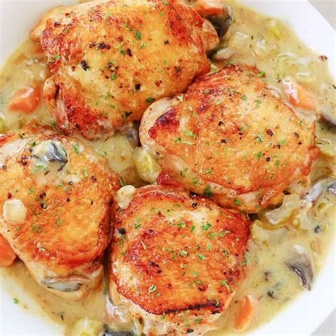 easy-chicken-fricassee-crunchy-creamy-sweet image