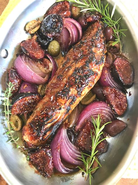 pork-tenderloin-with-figs-onions-and-olives-proud image