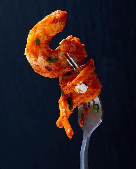 roasted-red-pepper-shrimp-linguine-delish image