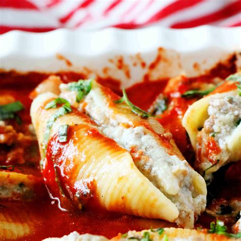 stuffed-shells-with-meat-and-cheese image