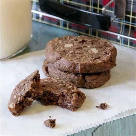 chocolate-icebox-cookies-with-oatmeal-and-chocolate image