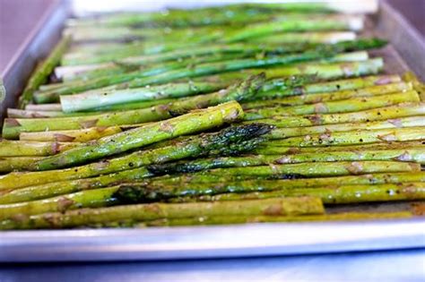 easy-roasted-asparagus-recipe-how-to-make image