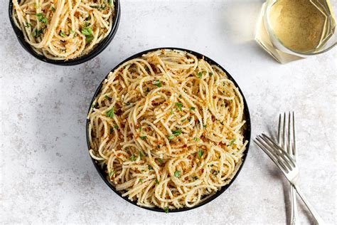 spicy-spaghetti-with-garlic-and-olive-oil-the-spruce image
