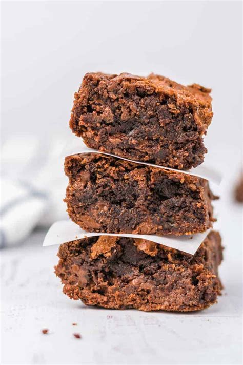 easy-one-bowl-brownies-recipe-rich-fudgy-crayons image