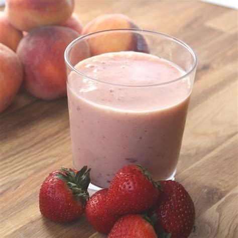 strawberry-peach-banana-vanilla-smoothie-barefeet image