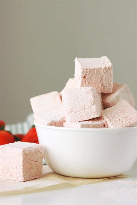 homemade-strawberry-marshmallows-recipe-at image
