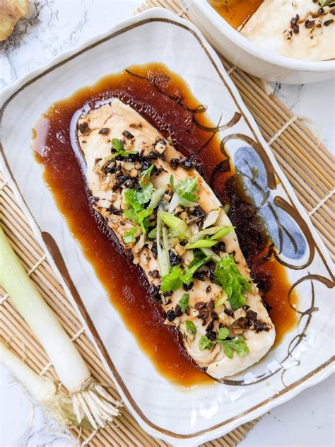 chinese-steamed-fish-with-black-bean-sauce image
