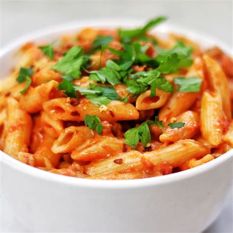 10-top-rated-vodka-pasta image