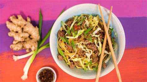tingly-szechuan-pepper-beef-noodles-recipe-rachael image