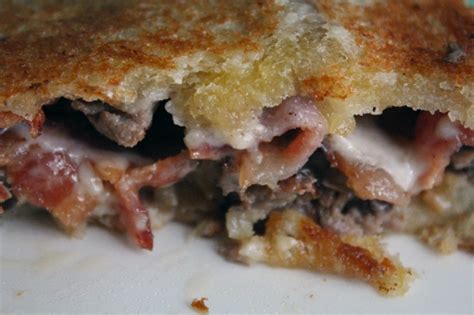 grilled-roast-beef-and-bacon-club-sandwich-daily image