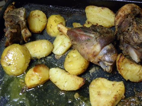 arniopita-greek-lamb-potato-pie-with-leftovers image