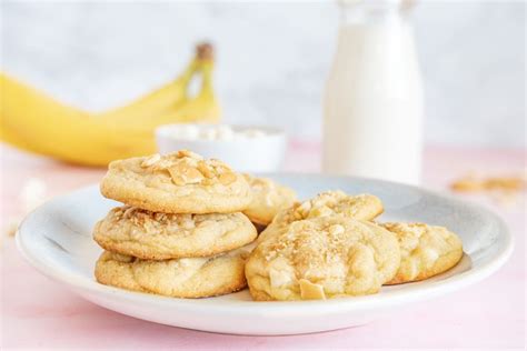 banana-pudding-cookies-recipes-how-to-make-this image