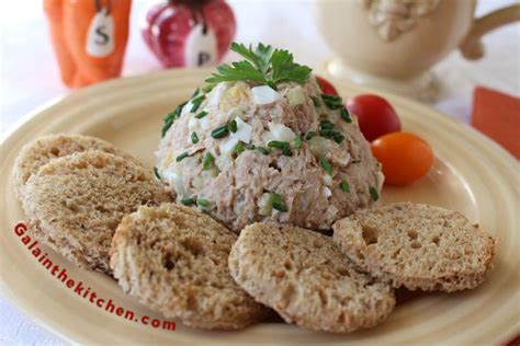russian-tuna-salad-recipe-with-egg-and-onion-gala image