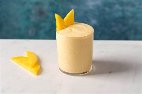 fresh-mango-smoothie-with-yogurt-recipe-the image