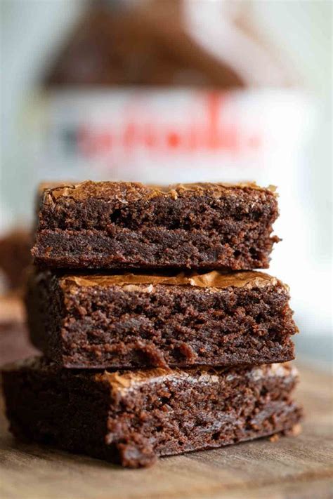 one-bowl-3-ingredient-nutella-brownies image