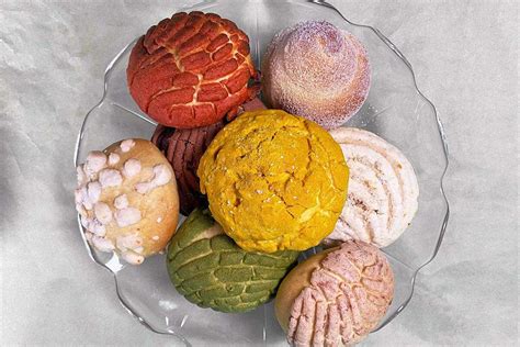 conchas-mexicos-beloved-pan-dulce-king-arthur-baking image