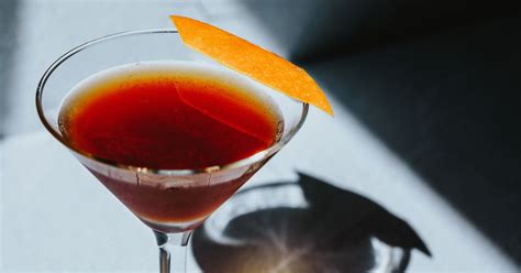 blood-sand-cocktail-recipe-liquorcom image