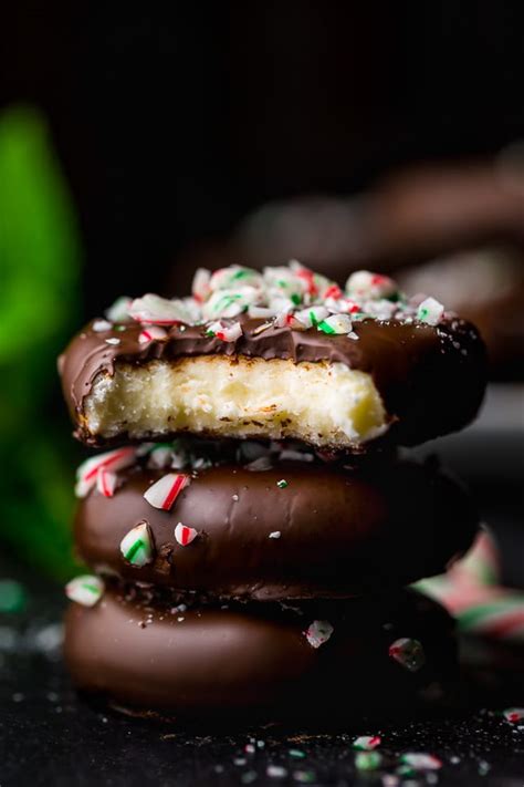 5-ingredient-peppermint-patties-baker-by-nature image