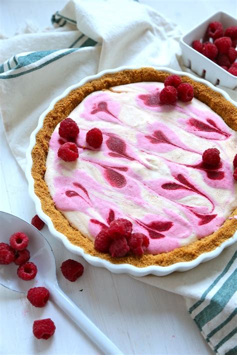 raspberry-cream-ice-cream-pie-country-cleaver image
