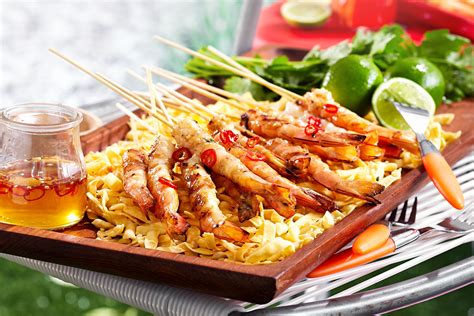 skewered-ginger-and-garlic-prawns-with-chilli-lime image