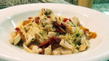 angel-hair-pasta-with-sundried-tomato-and-chicken-no image