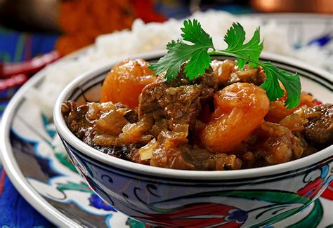 persian-lamb-stew-with-dried-apricots-canolainfo image