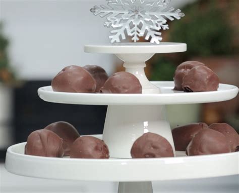 no-bake-chocolate-mint-snowballs-recipe-southern-living image