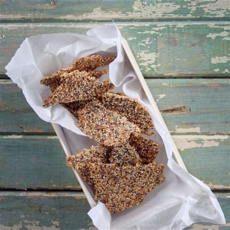 quinoa-brittle-healthy-recipes-ww-canada-weight image