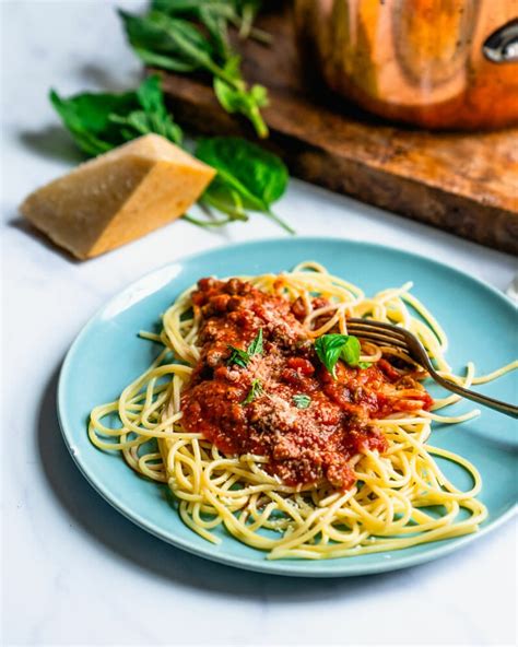 classic-vegetarian-spaghetti-a-couple-cooks image