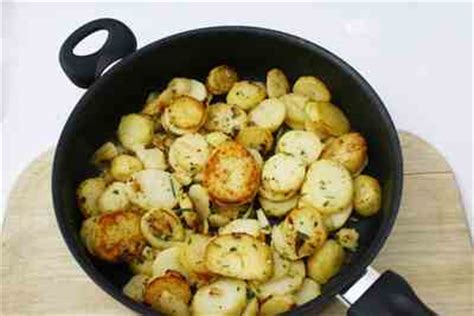 pan-fried-potatoes-easy-french-food image