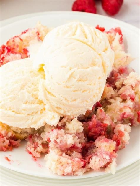 raspberry-cobbler-together-as-family image