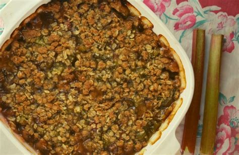rhubarb-crumble-with-oats-recipe-these-old image