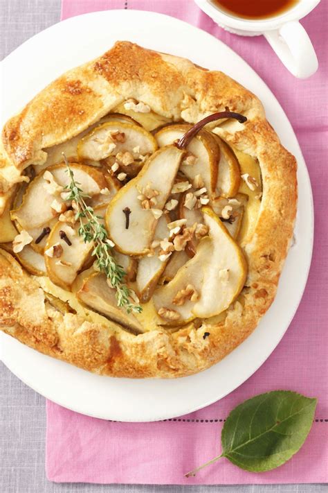 rustic-pear-blue-cheese-and-walnut-tart-eat-smarter image