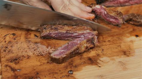 easy-skirt-steak-fajitas-recipe-the-gracious-wife image