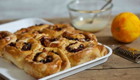 paul-hollywoods-chelsea-buns-recipe-bbc-food image