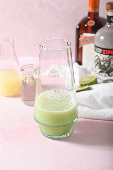 how-to-make-a-cucumber-margarita-easy-cucumber-drink image