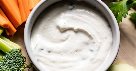 greek-yogurt-ranch-dip-quick-easy image