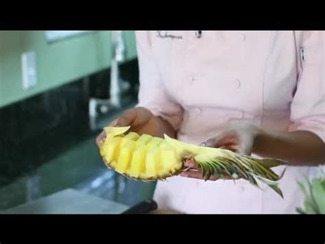 how-to-cut-a-pineapple-boat-fruit-cutting-tips image