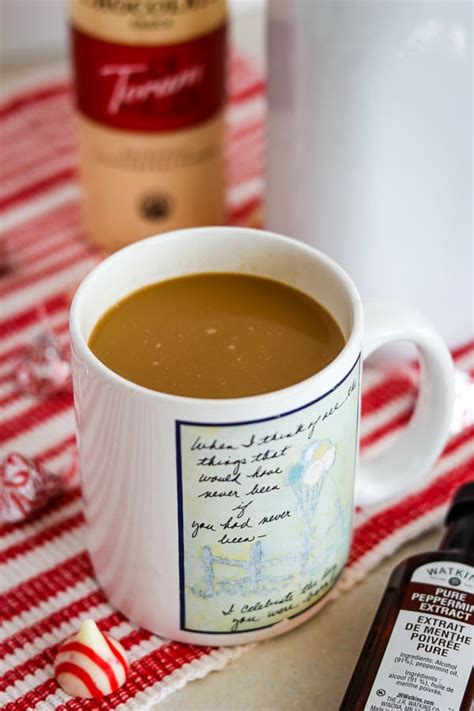 peppermint-white-chocolate-coffee-creamer-365-days image