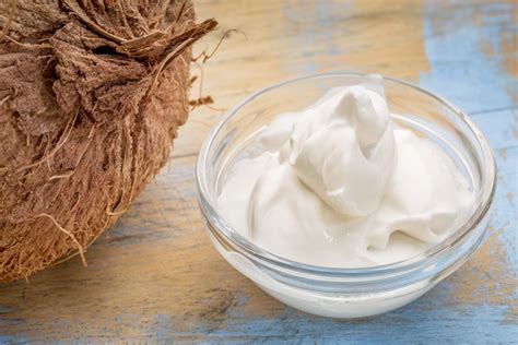 how-to-make-coconut-milk-yogurt-with-just-3 image