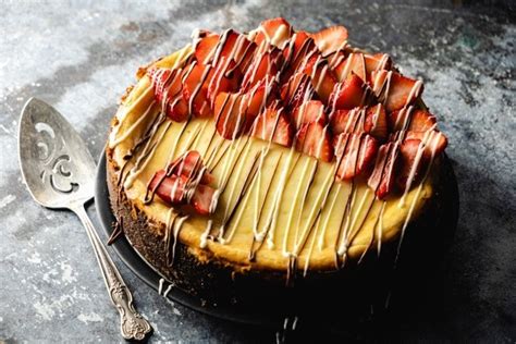 strawberries-and-champagne-cheesecake-food-lion image